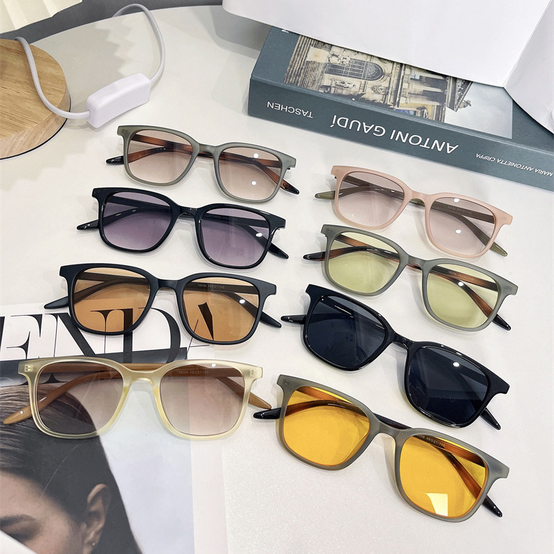 Luxurious Rectangle Sunglasses - Vintage Fashion Brands 리뷰 및 가격