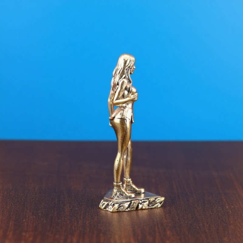 Solid Brass Fashion Model Stat - Vintage Fashion Model 리뷰 및 가격