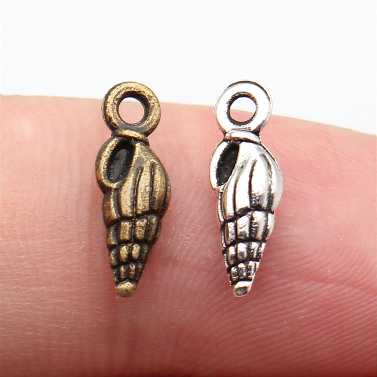 WYSIWYG 20pcs 5x14mm 2 Colors  - Vintage Fashion Theme 리뷰 및 가격