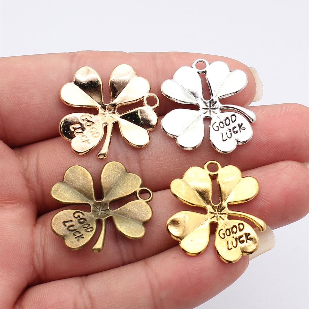 WYSIWYG 5pcs 28x26mm Kc Gold C - Vintage Fashion Theme 리뷰 및 가격