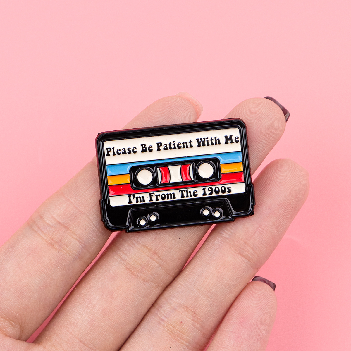 “Good Girl” Quotes Enamel Pin  - Vintage Fashion Quotes 리뷰 및 가격